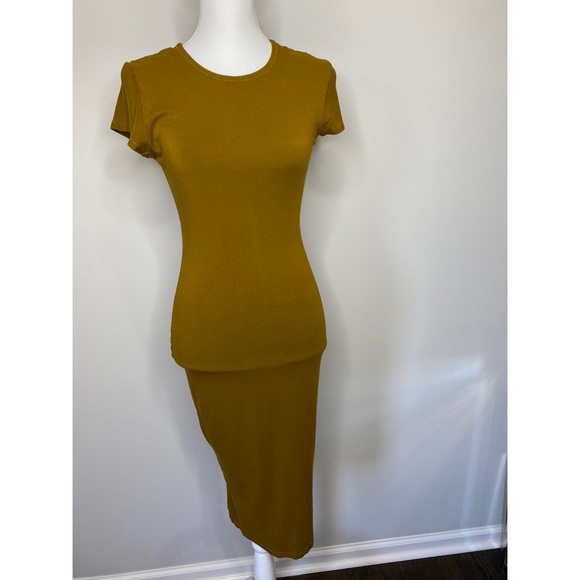 Custom Bodycon Dress w/ Matching Duster - Picture 3 of 5